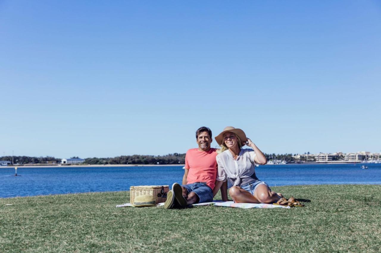Sky Broadwater Apartments Southport 外观 照片