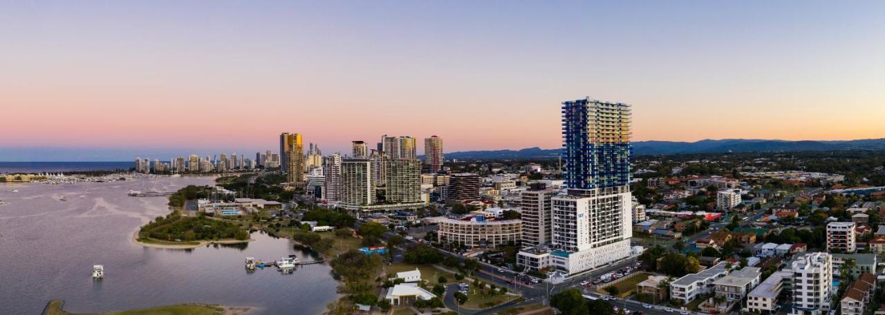 Sky Broadwater Apartments Southport 外观 照片
